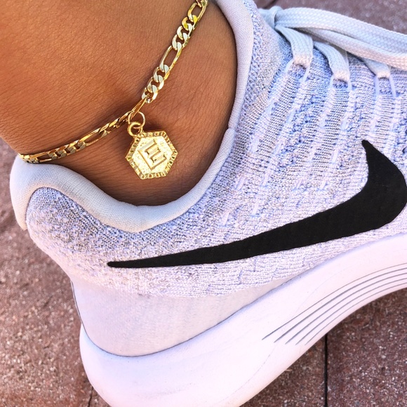 anklet with initial e